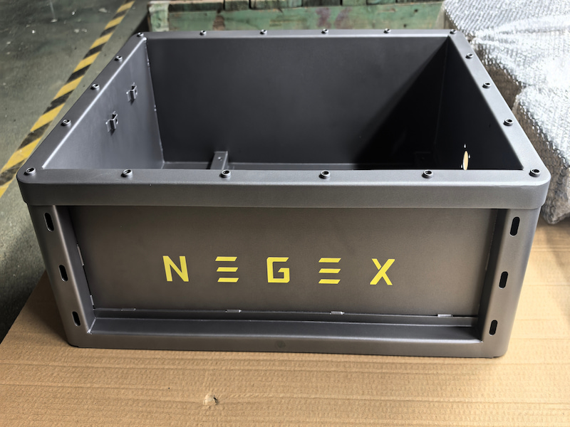 Battery Pack / Energy Storage Unit / Power Enclosures / Power Packs For Electric Weeding Vehicle / Electric Lawn Mower
